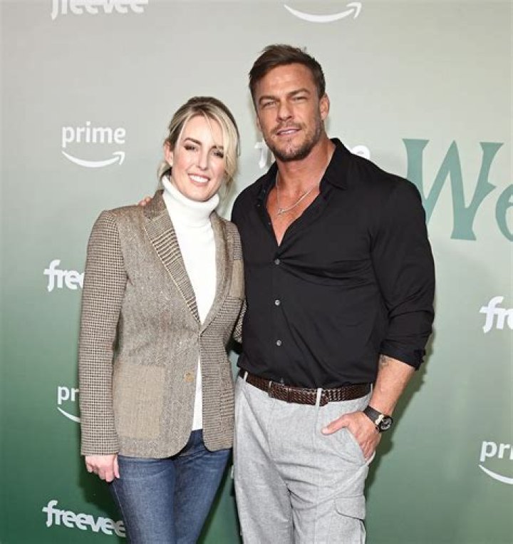 Alan Ritchson: Exploring His Height and Weight